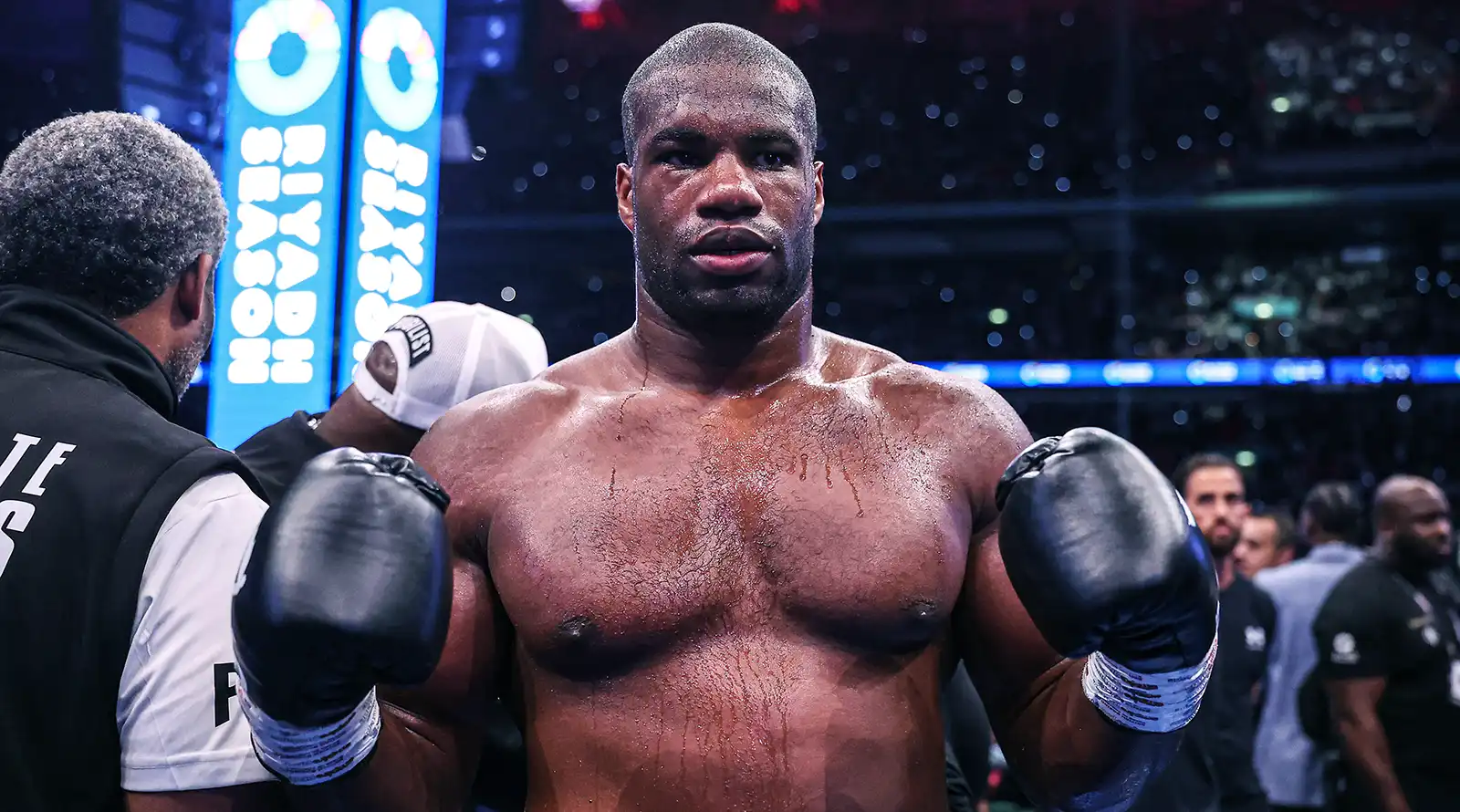 Daniel Dubois receives the Boxing News rankings